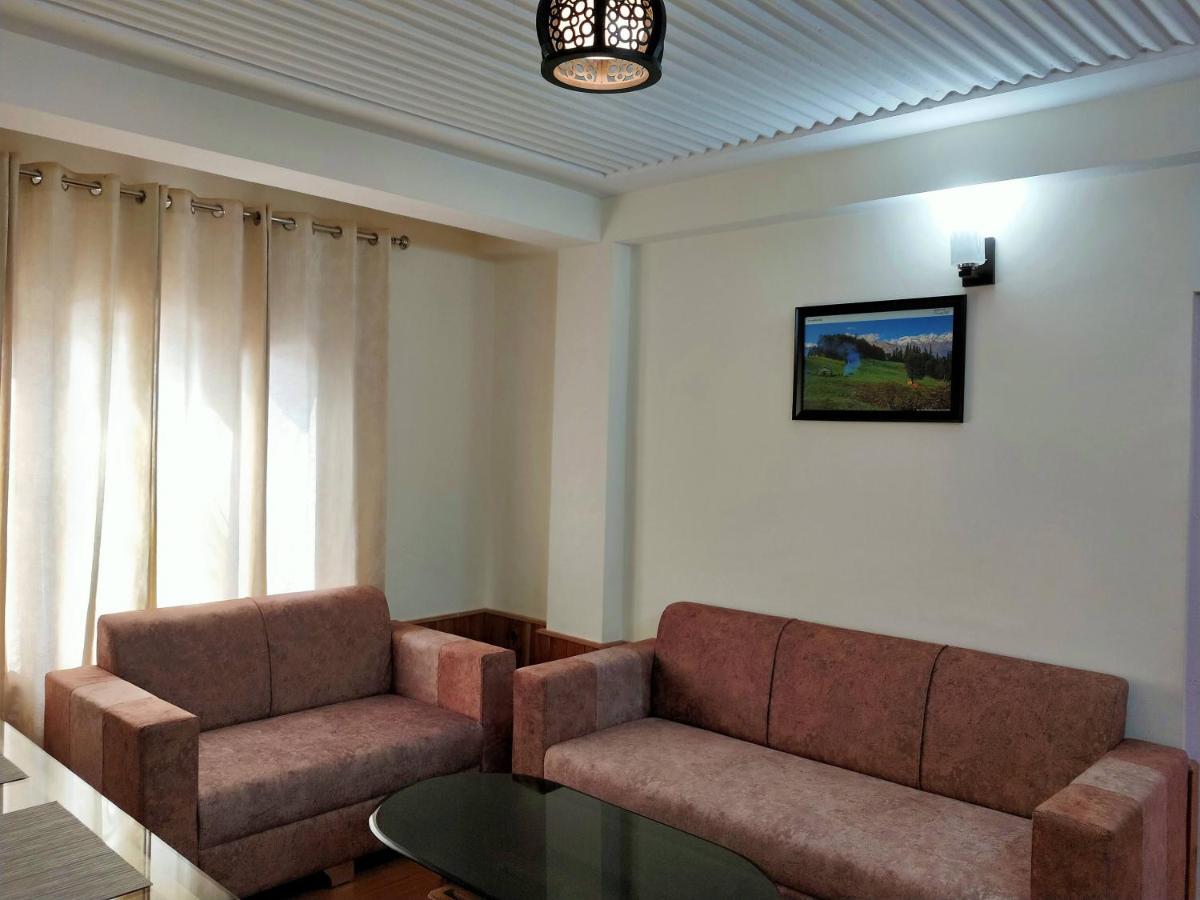 Neha Homestay Shimla Eksteriør bilde